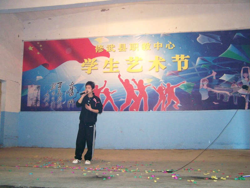100_1000.JPG